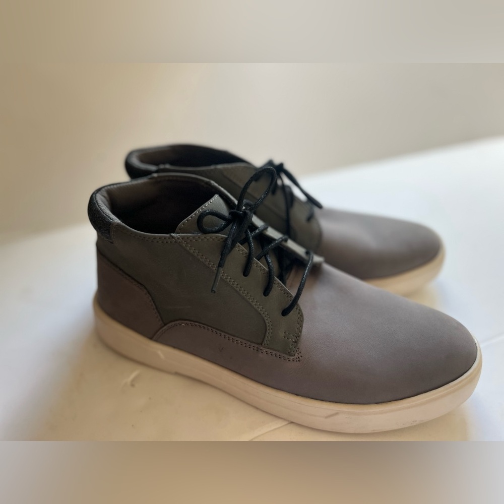 Men's Size 9.5 Grey Dr. Scholl's Barry Nubuck Diabetic Shoes Casual Chukka Boots